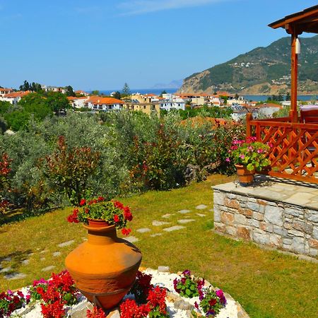 Remvi Apartments Skopelos Eksteriør billede