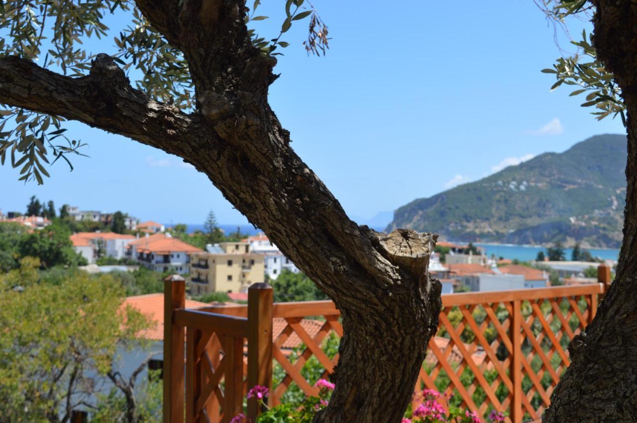 Remvi Apartments Skopelos Eksteriør billede