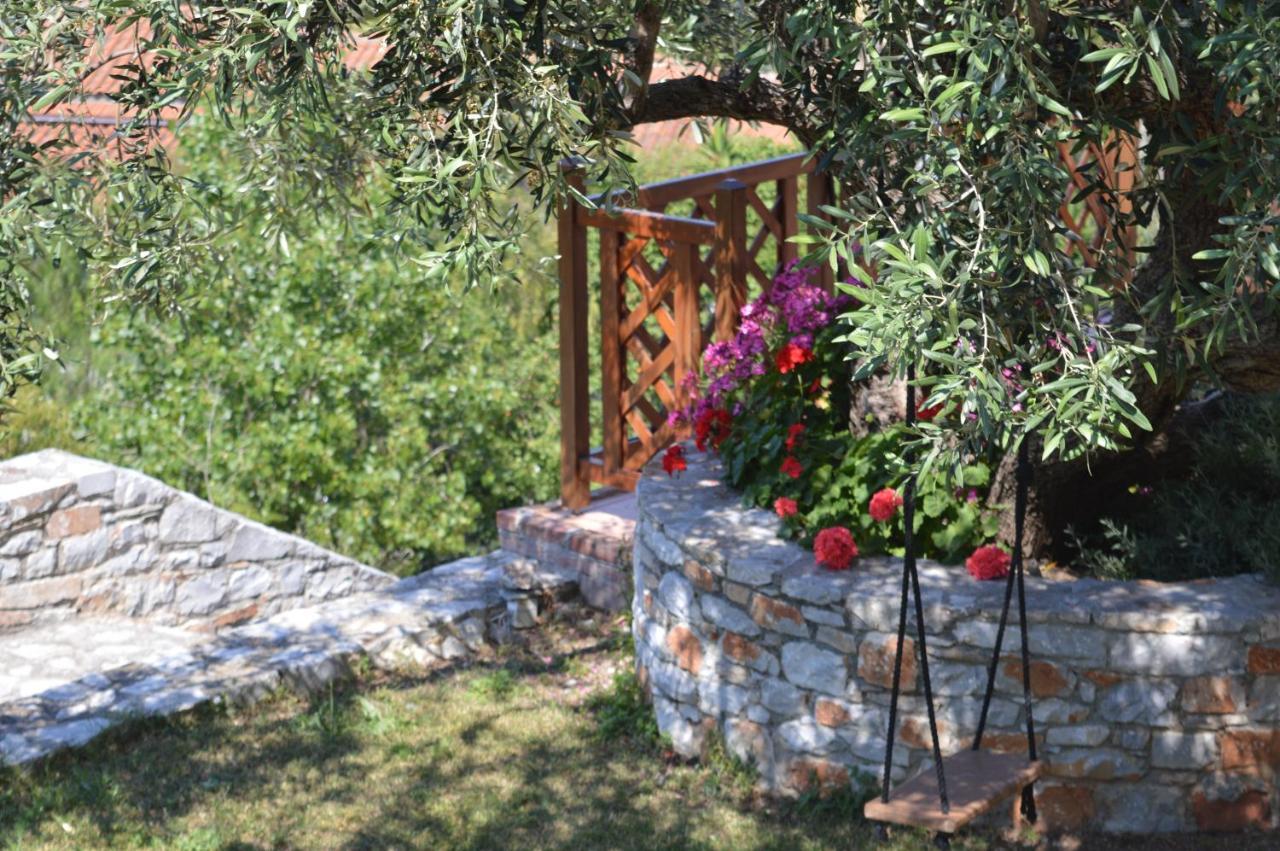 Remvi Apartments Skopelos Eksteriør billede