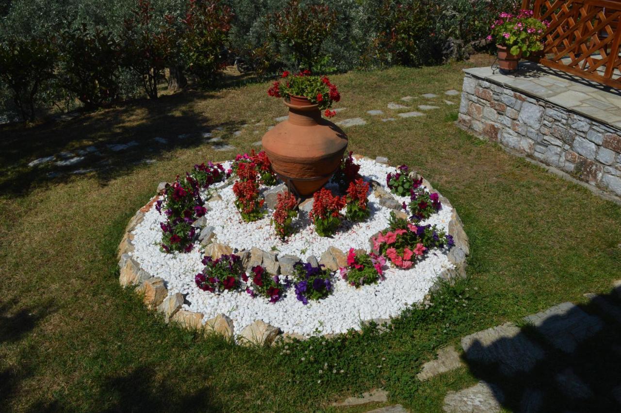 Remvi Apartments Skopelos Eksteriør billede