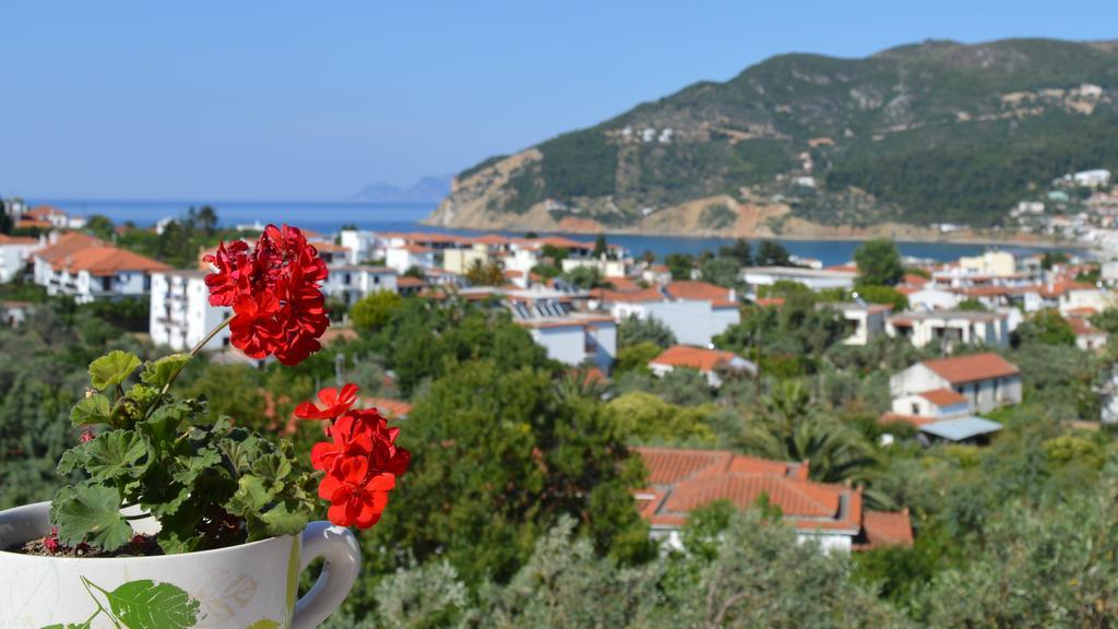Remvi Apartments Skopelos Eksteriør billede