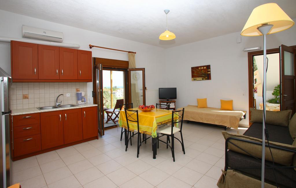 Remvi Apartments Skopelos Eksteriør billede
