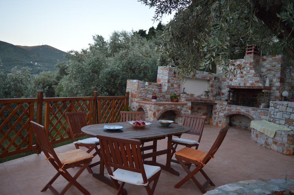Remvi Apartments Skopelos Eksteriør billede